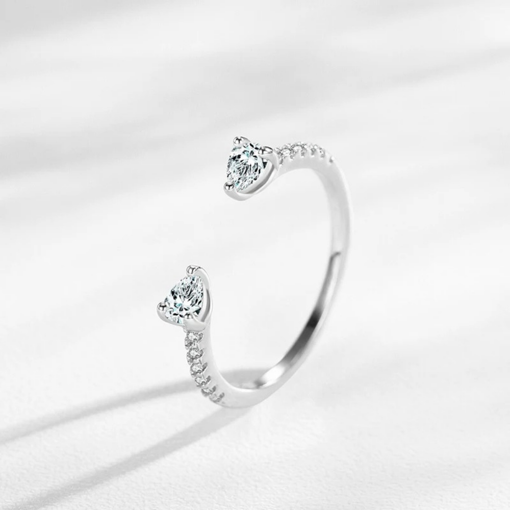 Dewdrop Dazzle Ring