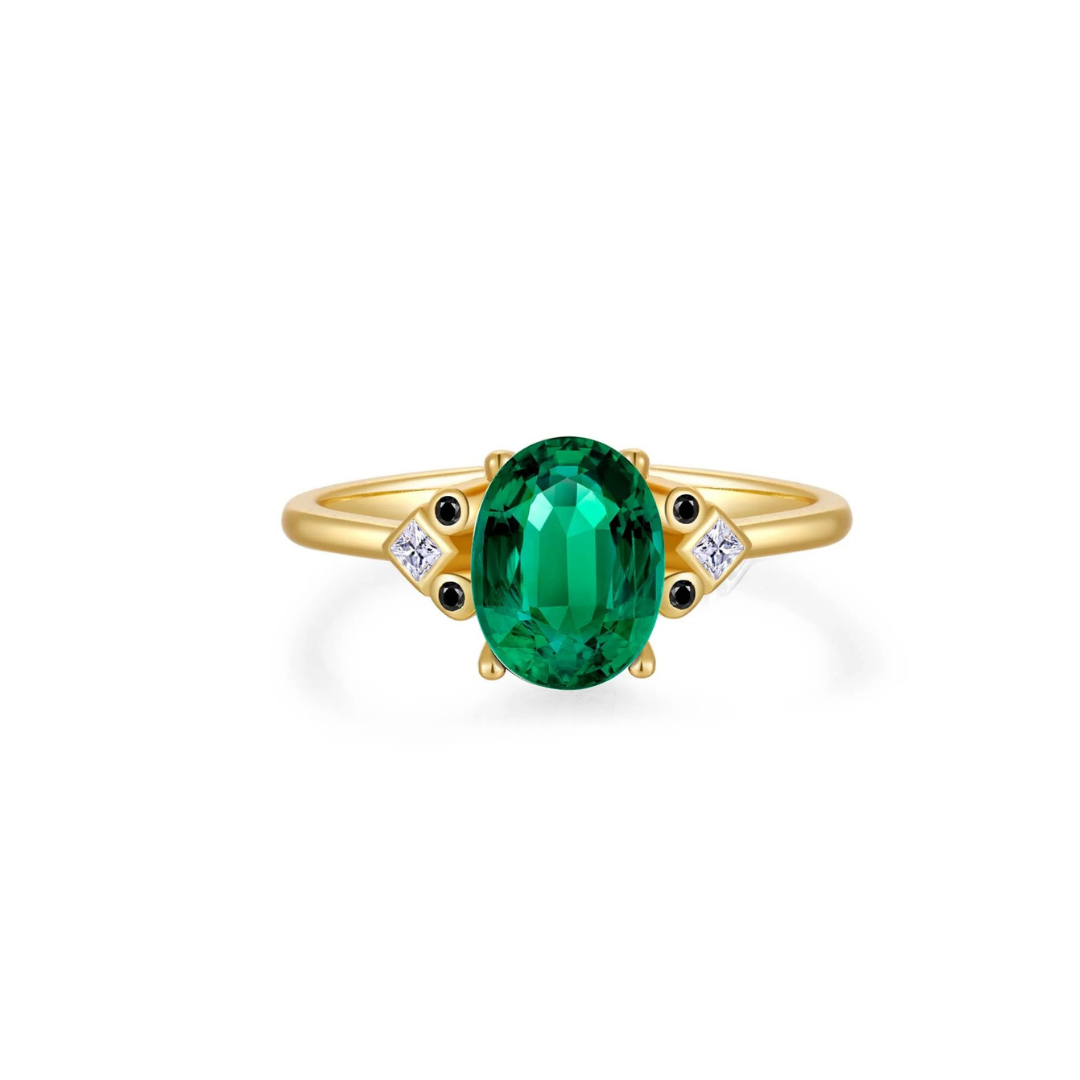 Oval Emerald Ring