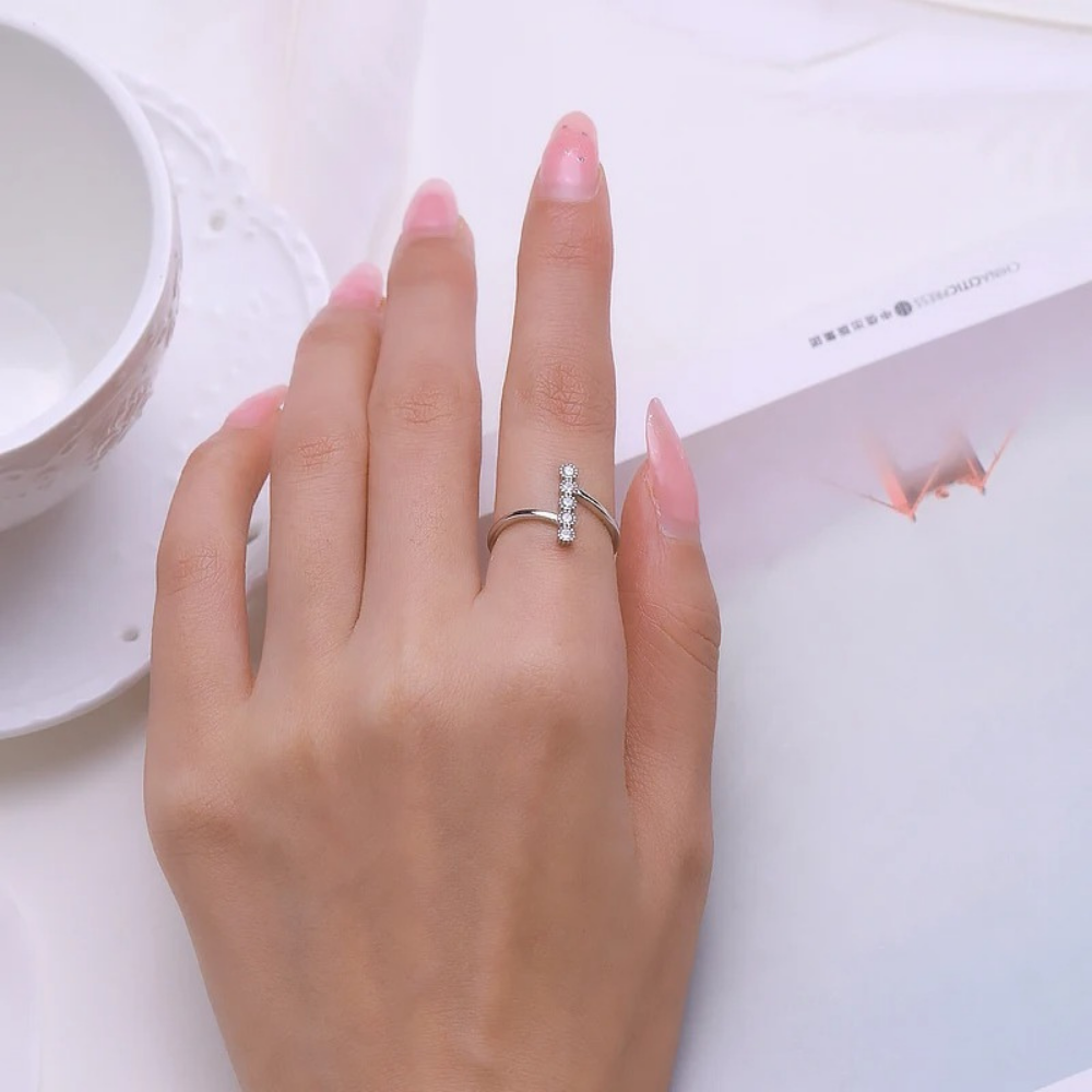 Grace Bar Silver Ring