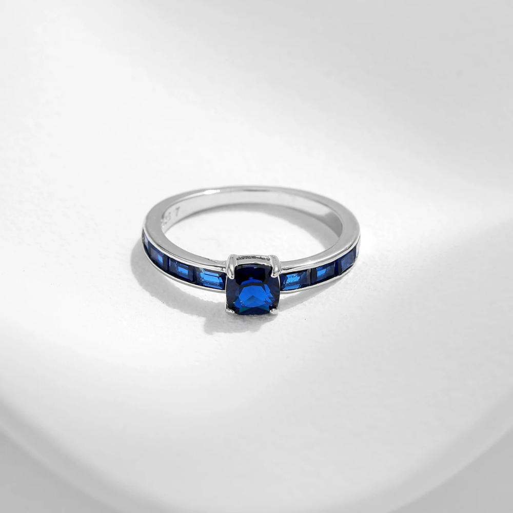 Sapphire Glint Ring