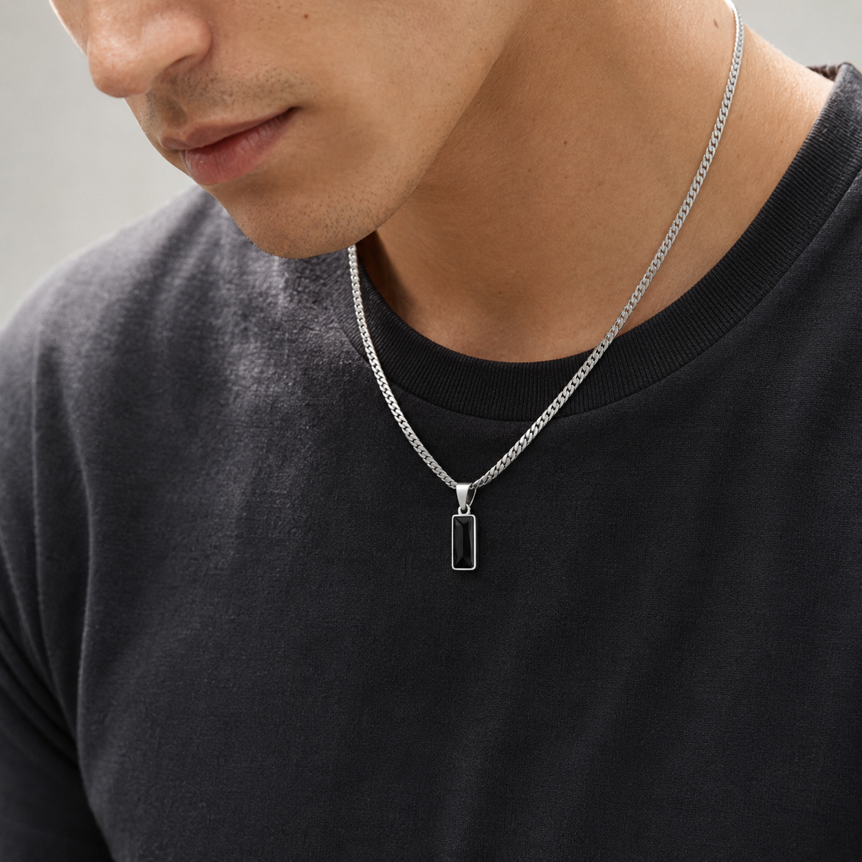Onyx Blanc Pendant
