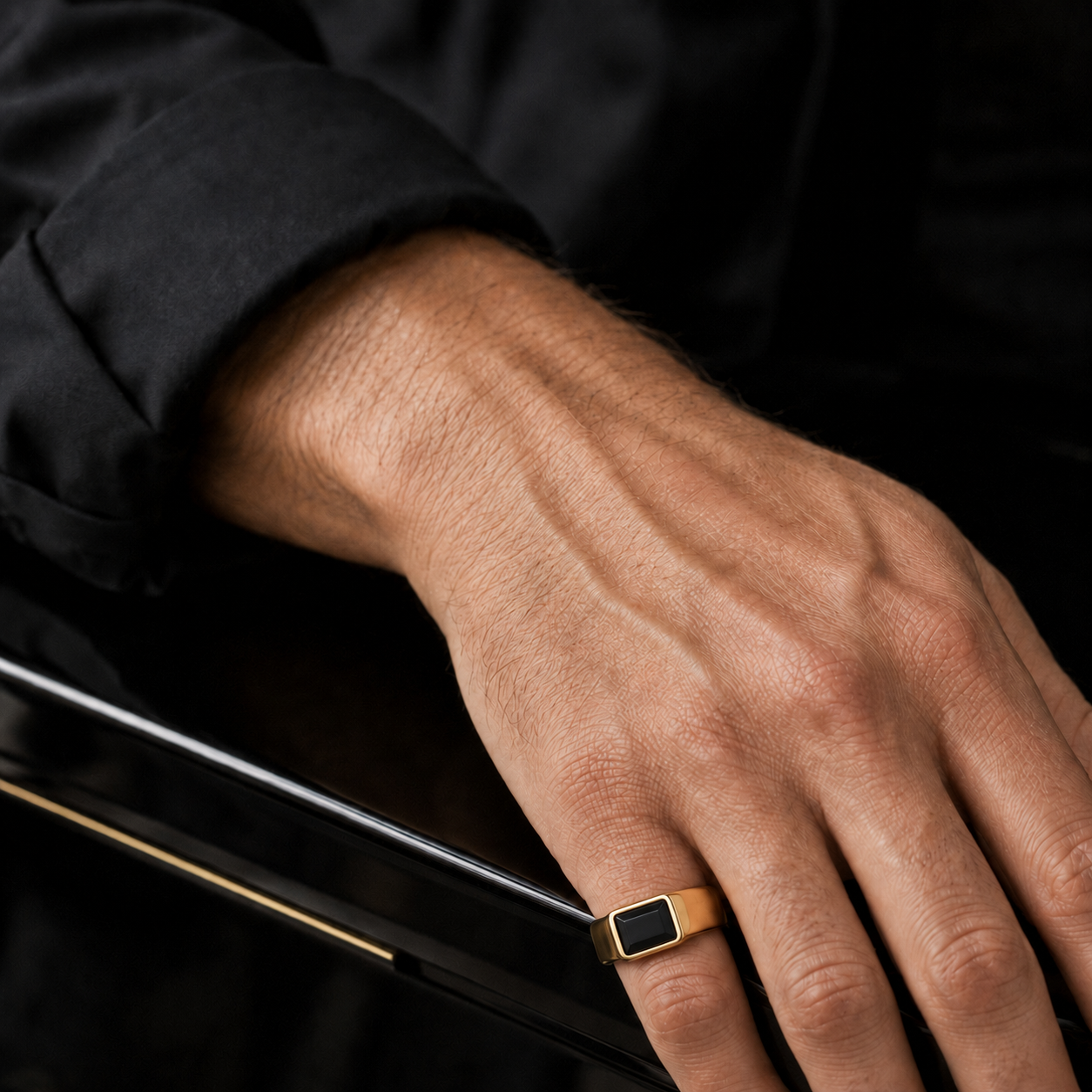 Onyx Gold Ring