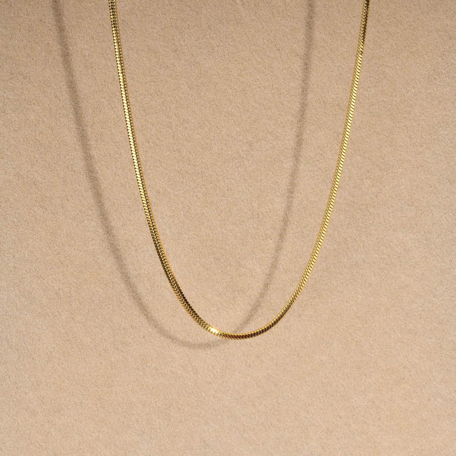 Snake thin Chain (Gold)