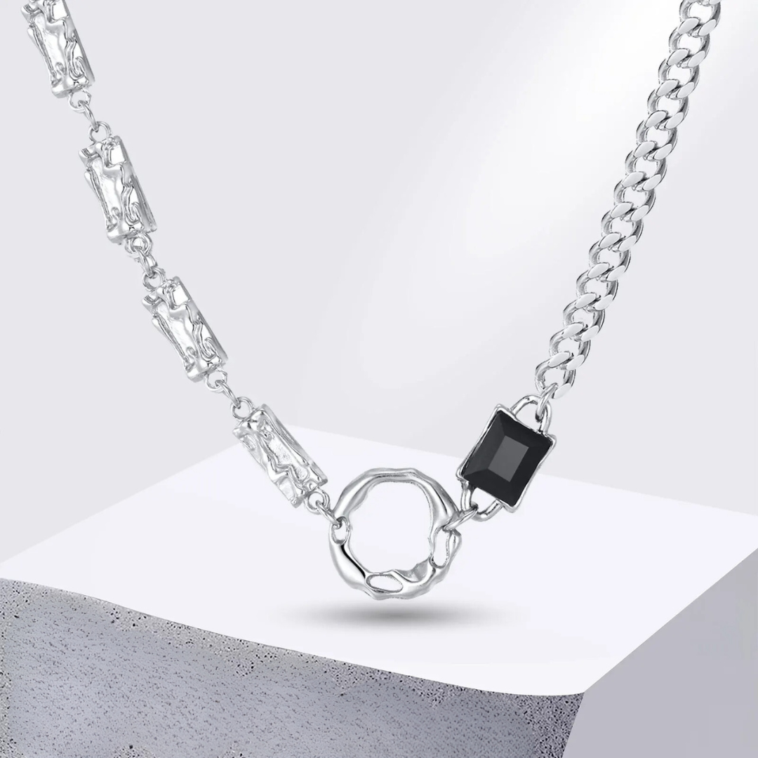 02 Crystal Chain