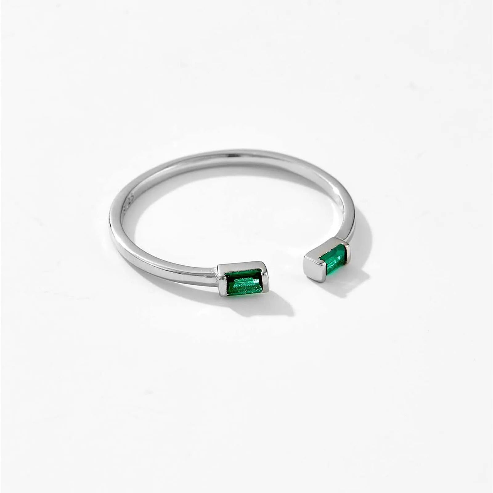 Emerald Cuff Ring (Silver)