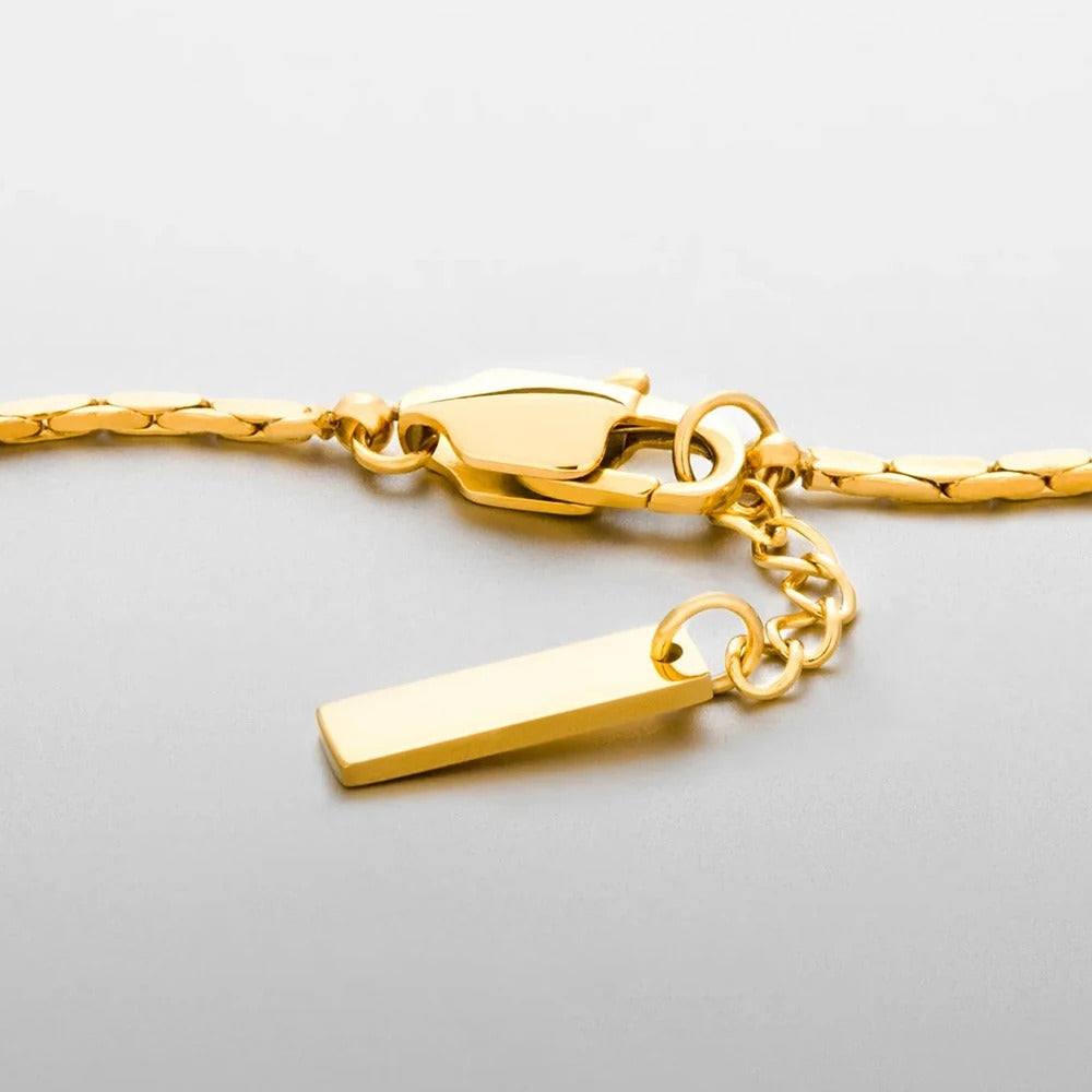 Gold Minimalistic Bracelet