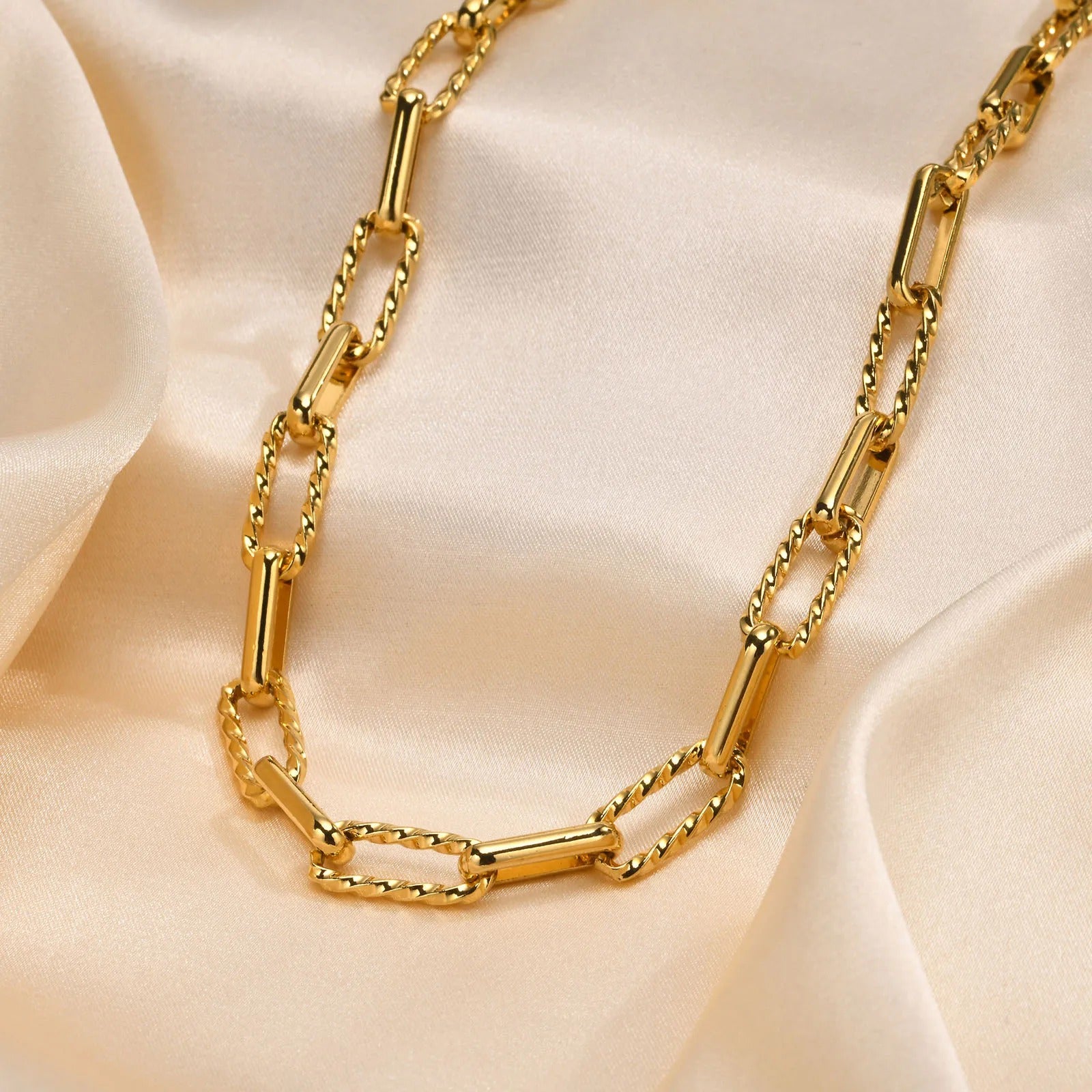 Strata Link Necklace
