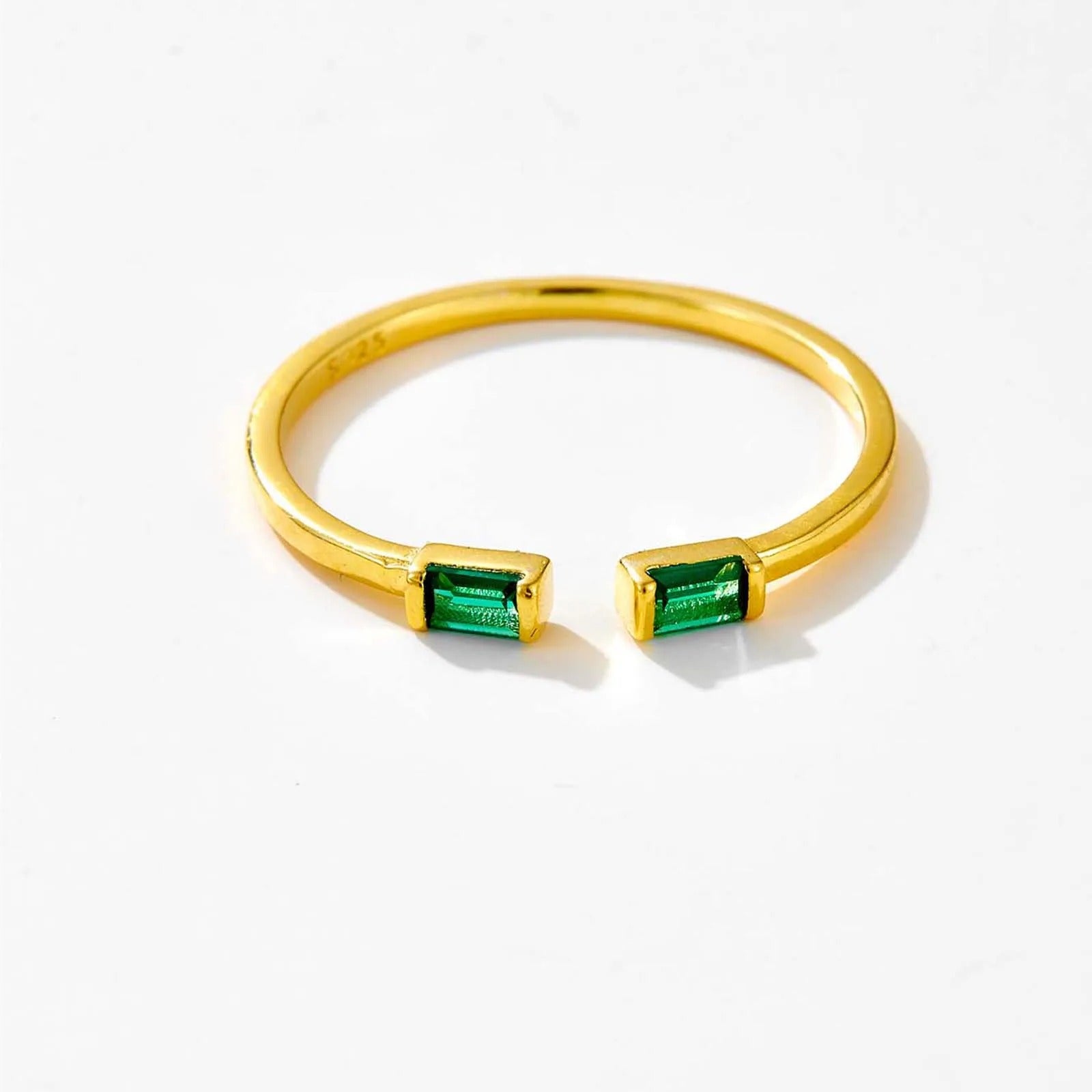 Emerald Cuff Ring (Gold)