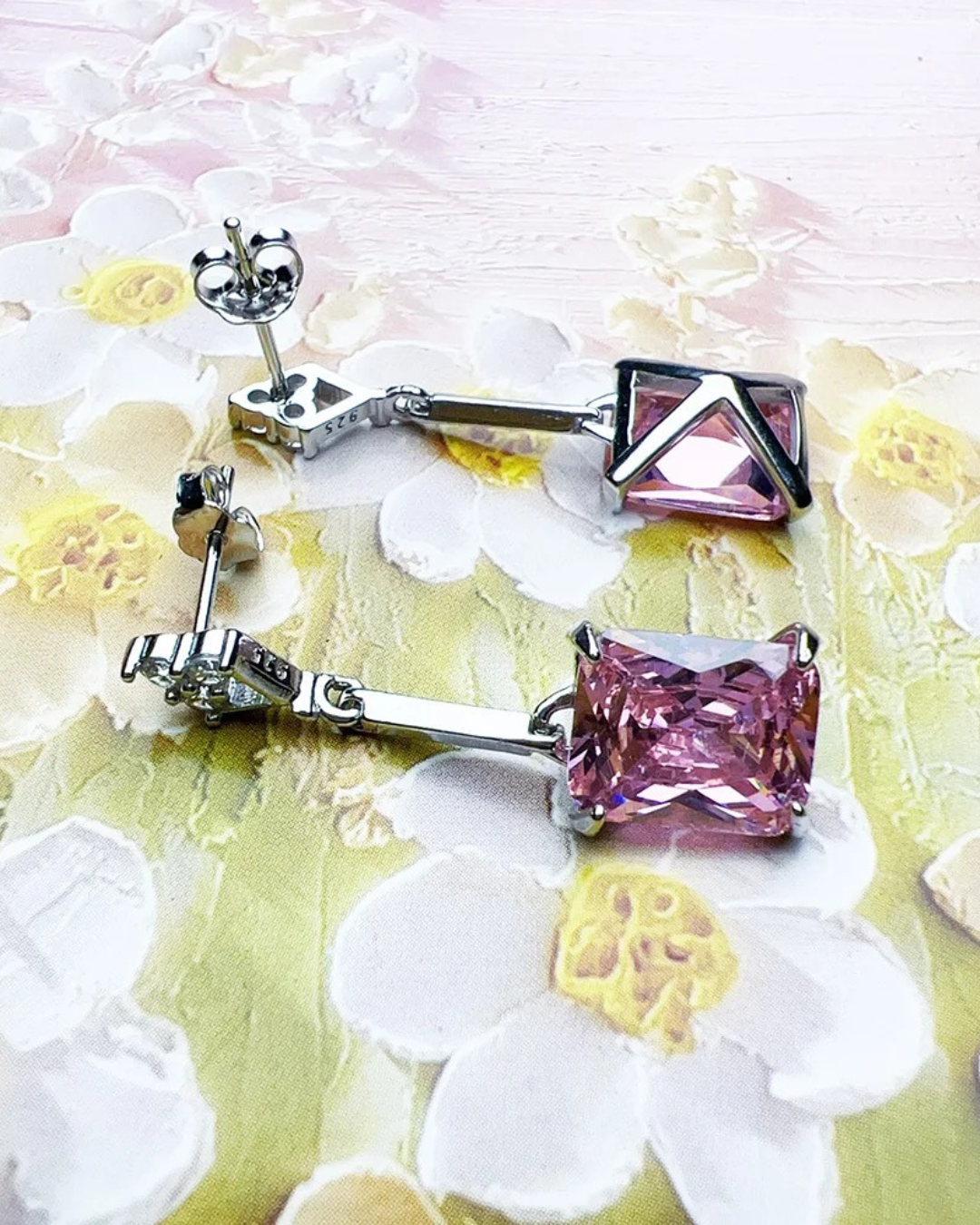Rosé Frosted Earring