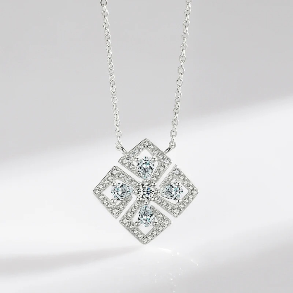 Fleur Frost Necklace