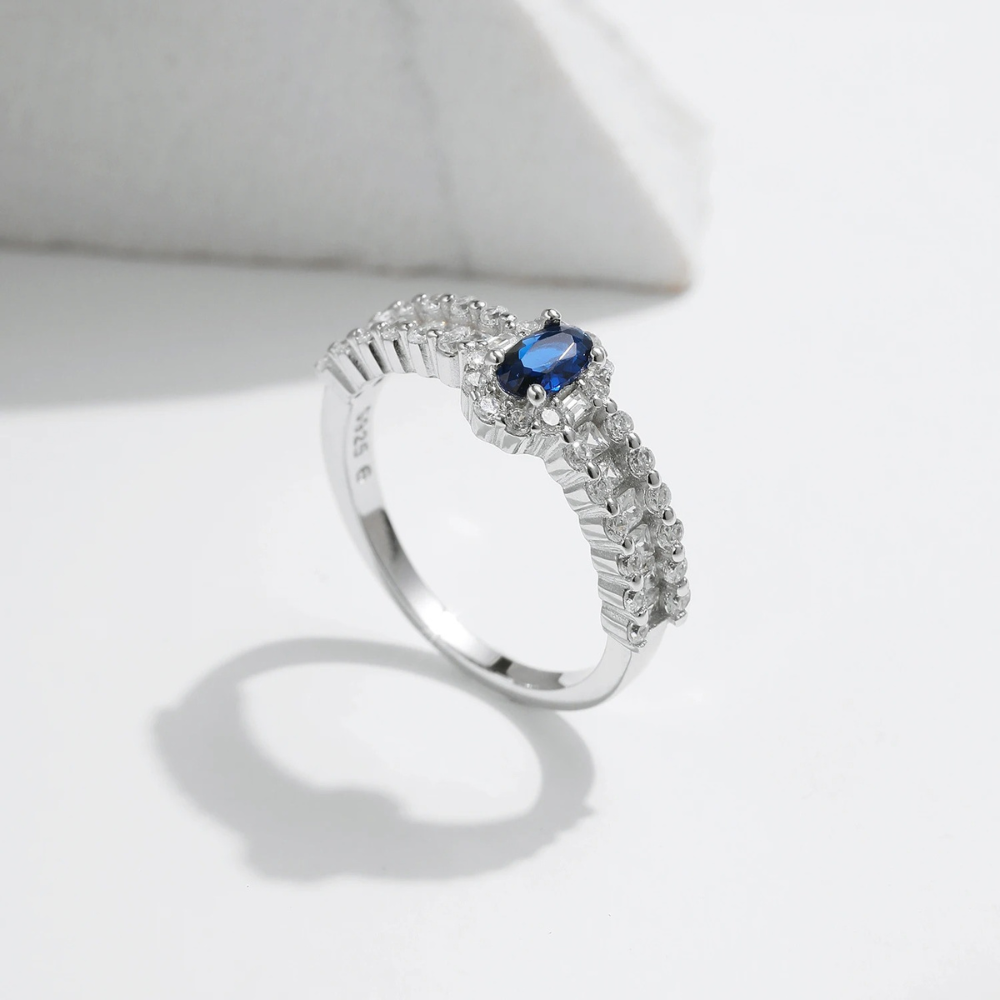 Royal Glow Ring