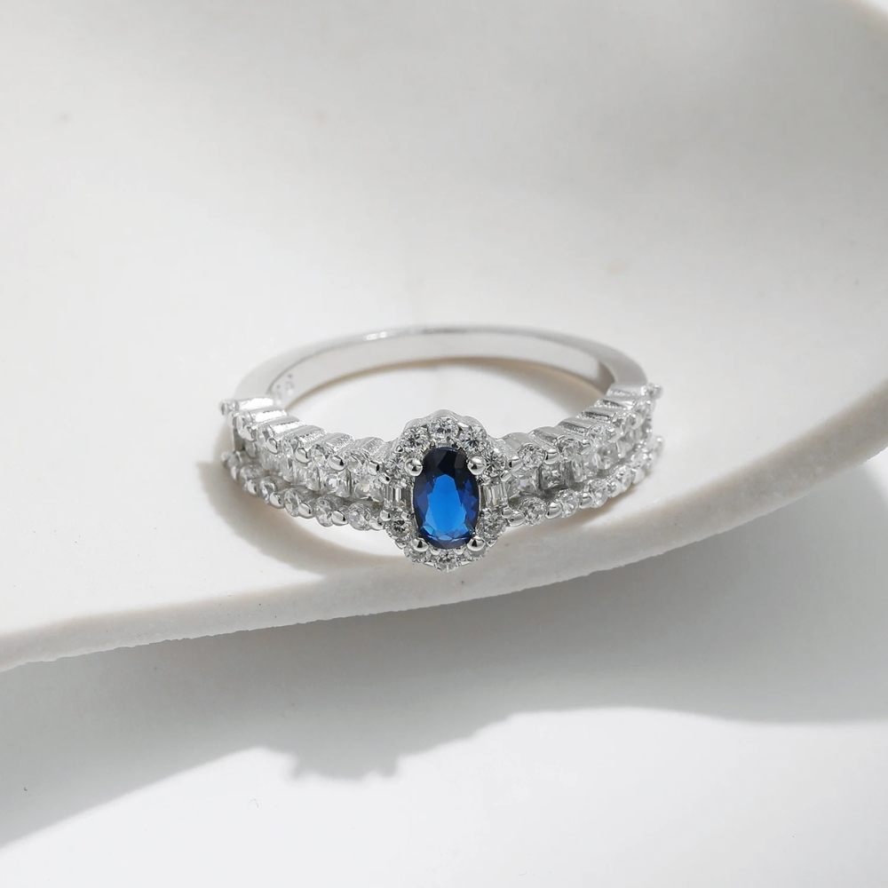 Royal Glow Ring