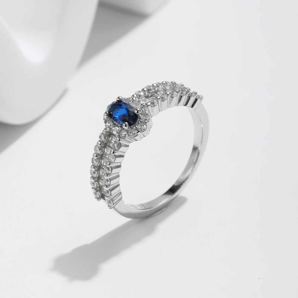 Royal Glow Ring