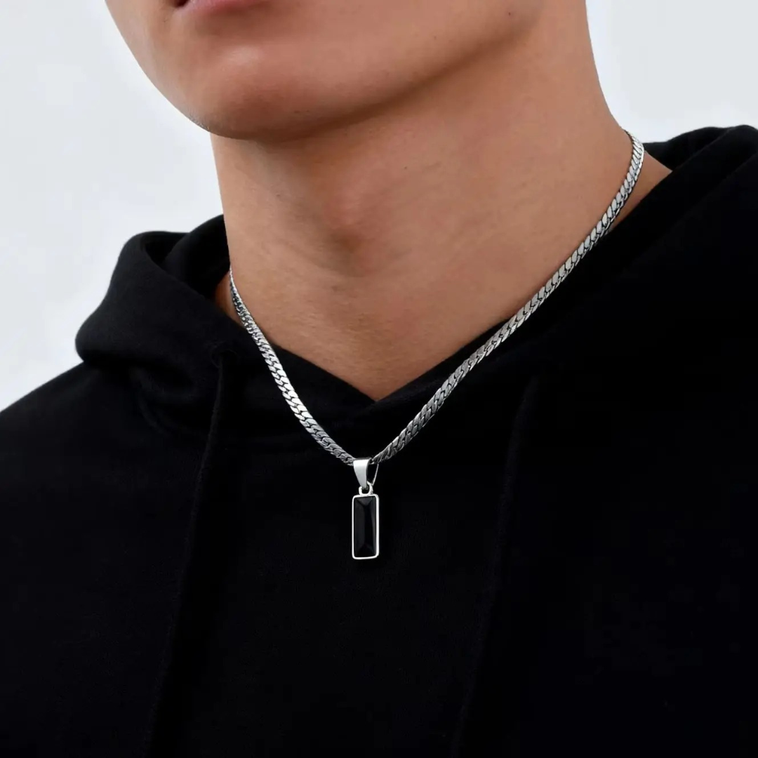 Onyx Blanc Pendant