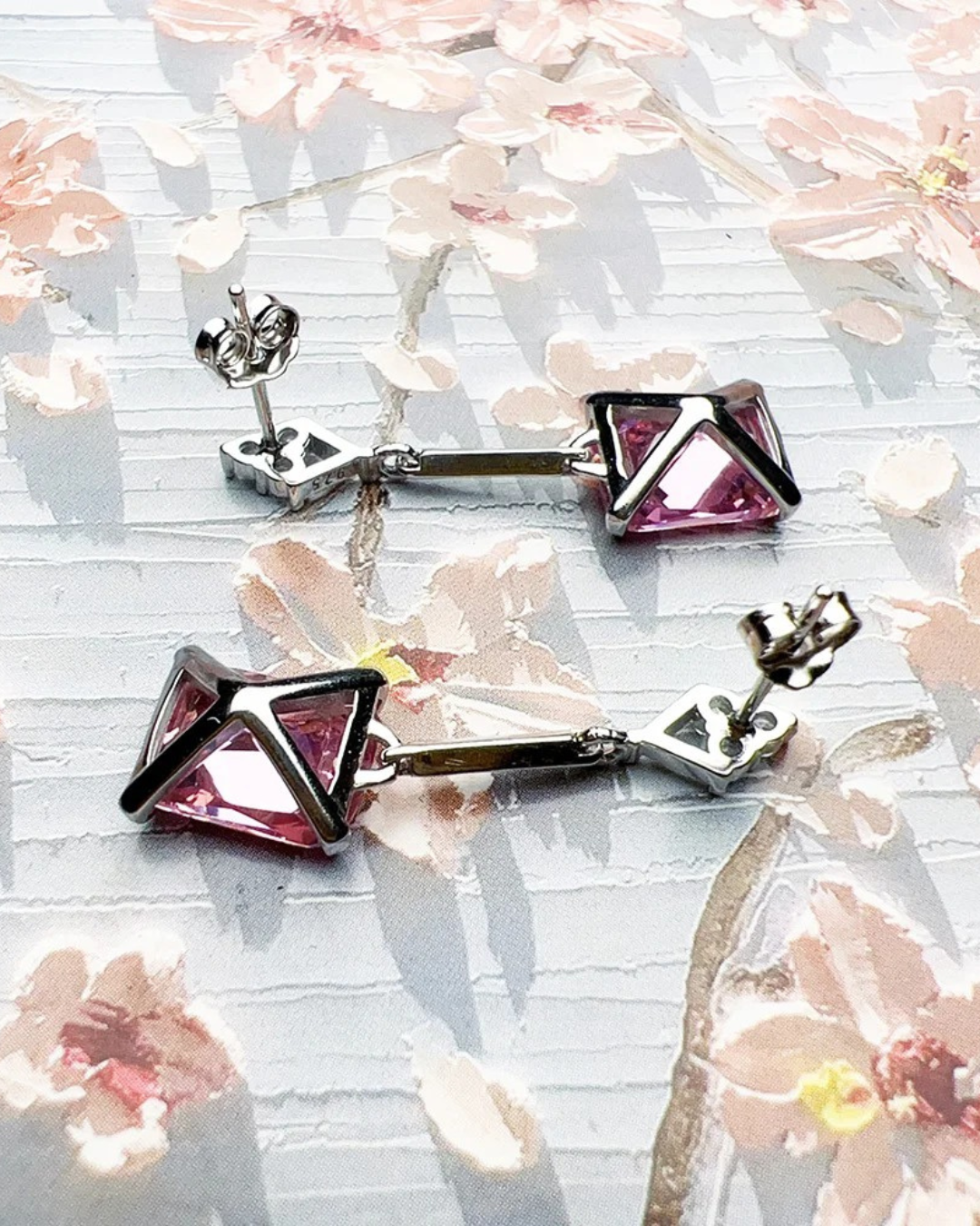 Rosé Frosted Earring