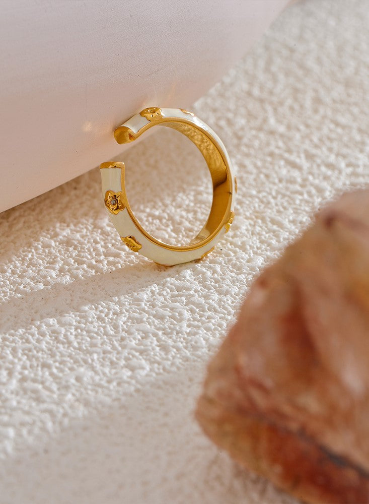 Enamel ring