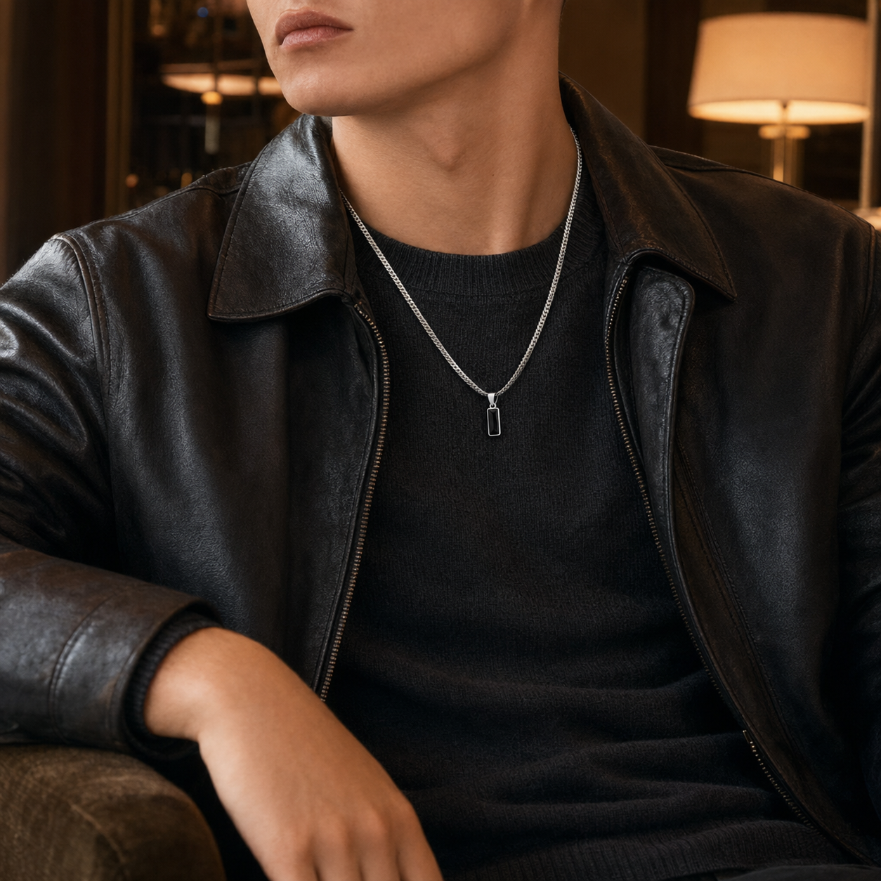 Onyx Blanc Pendant