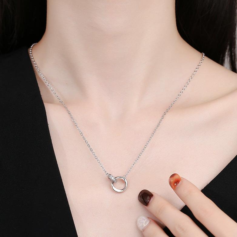Silver Bond Necklace