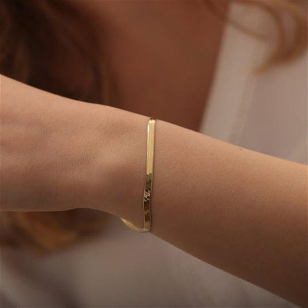 Snake bracelet