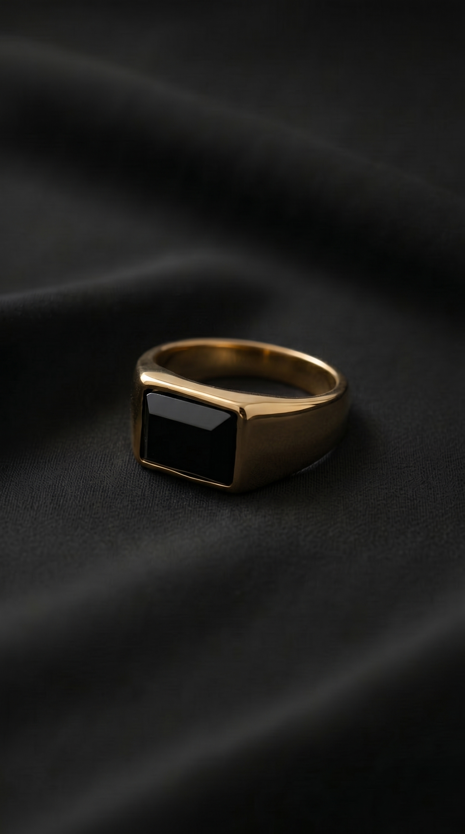 Onyx Gold Ring